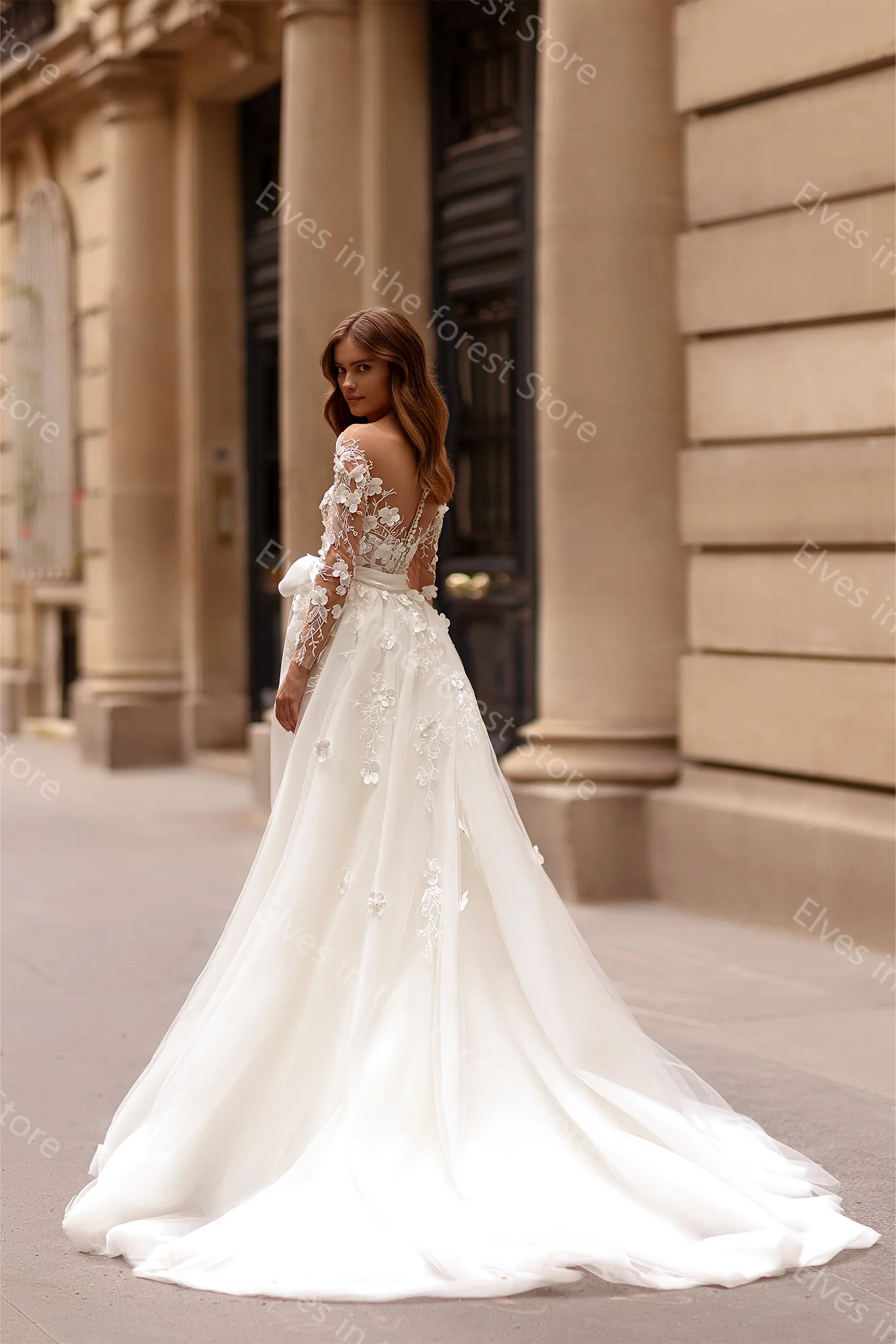 Vestidos De novia románticos con apliques De encaje, Vestidos De novia De cuello transparente con tren largo desmontable, tren De barrido Sexy