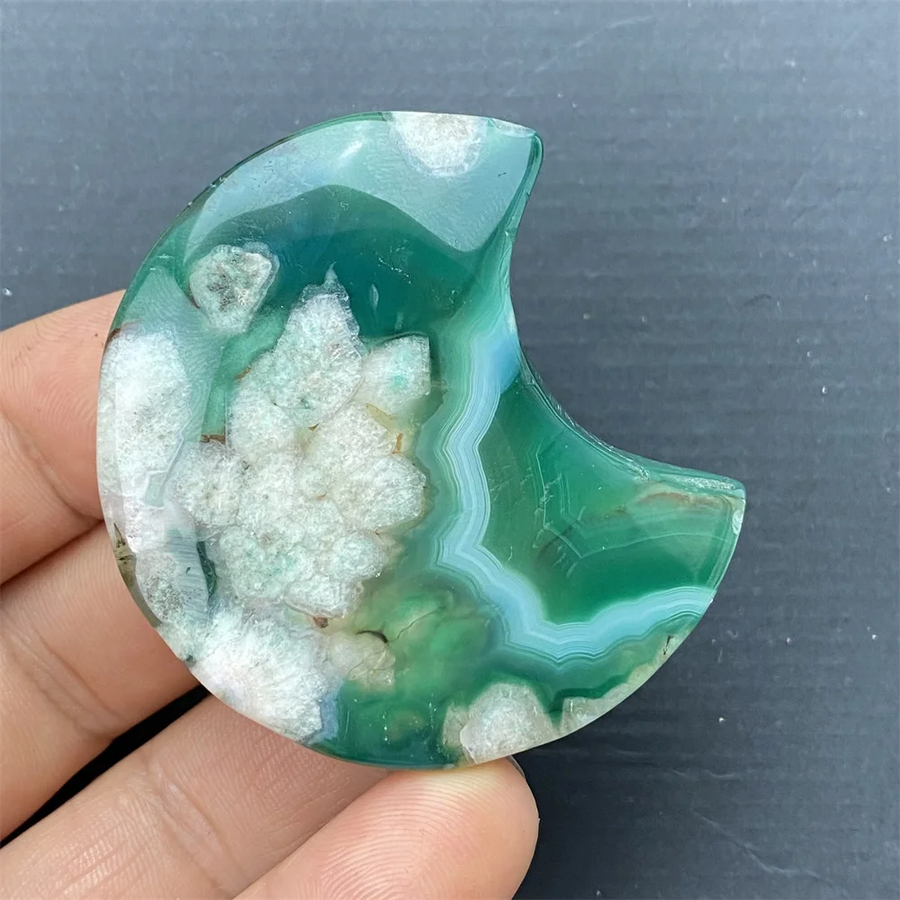 

Natural Gemstone Moon Carving Green Sakura Agate Crystal Crafts Chakra Agate Quartz Holiday Gift Home Decor