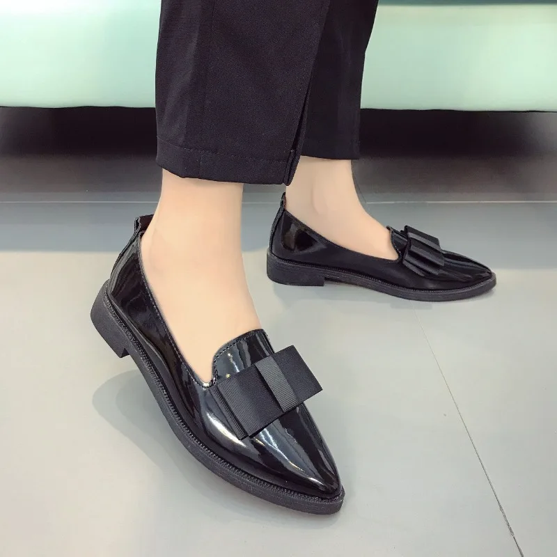 Patent Leather Bow Single Shoes Autumn New Pointed Toe Mid Buckle Soft Sole Non-Slip Low Heel Shoes