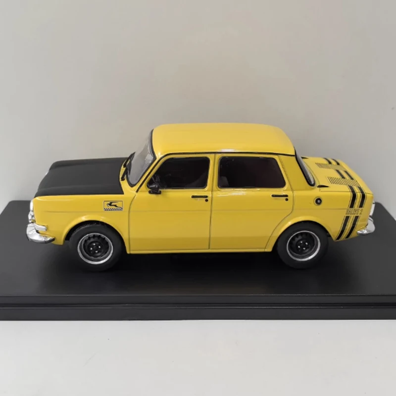 

WHITEBOX масштаб 1/24 1000 Rallye 2, имитация сплава, модель автомобиля, статическая коллекция, украшенные праздничные подарки, игрушки, сувенирный подарок