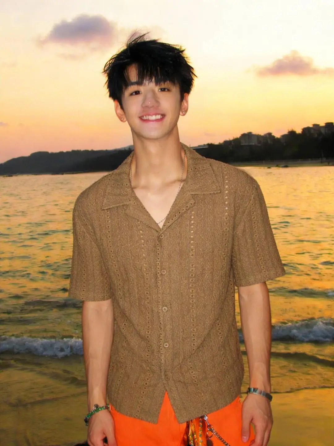 Cuban Collar Breathable Lightweight Men's Summer Shirt Hollow out Knitted Short Sleeve Casual Style Half Sleeve Hawaiian Pattern