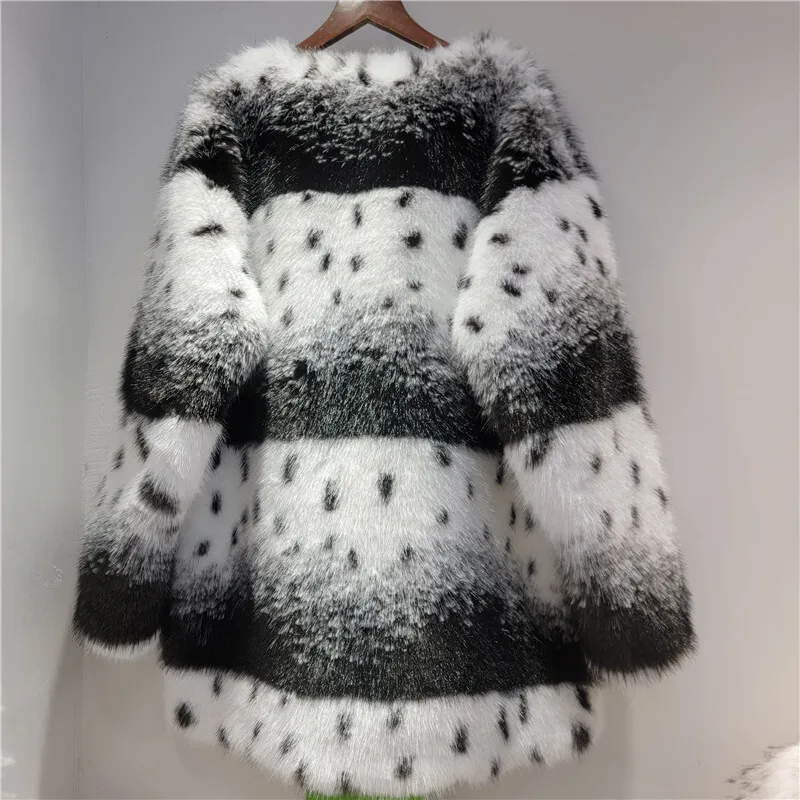 HKSH Winter New Women Faux Fur Coat Round Collar Printed Contrast Color Buttoned Luxury Casual Ins Thickened Warm Jacket HK12890