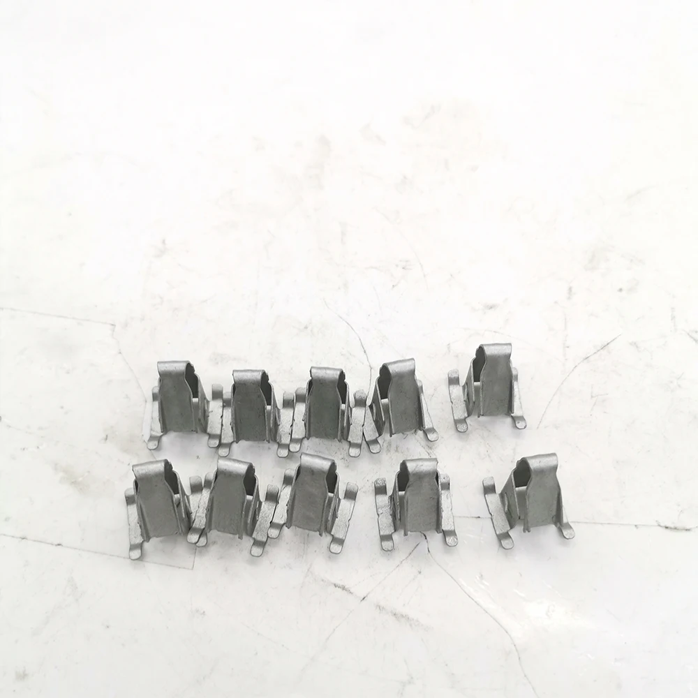 10Pcs C-pillar clip 5N0880385 For VW Amarok Crafter E-Crafter Passat Tiguan Scirocco Touareg view 3