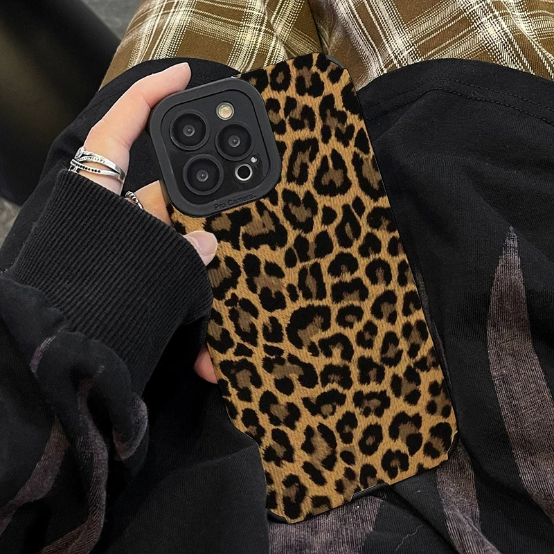 INS Brown Leopard Print Phone Case For iPhone 15 12 13 14 11 Pro Max MiNi 7 8 Plus X XS XR SE Soft Shockproof Bumper Cover Funda