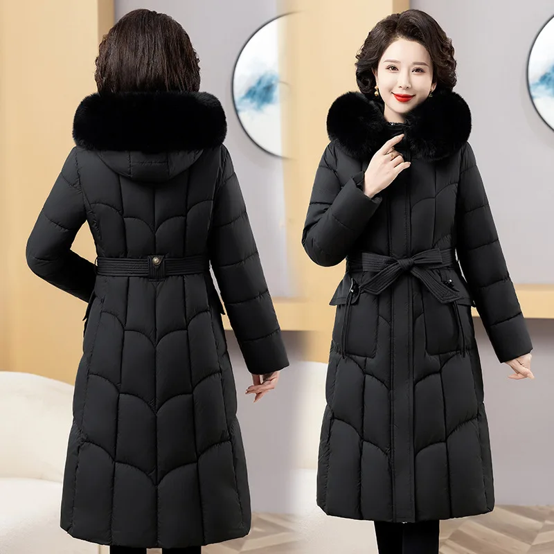 The elegant padded jacket, the classic atmosphere and fashionable and versatile style, make you have a sense of nobility