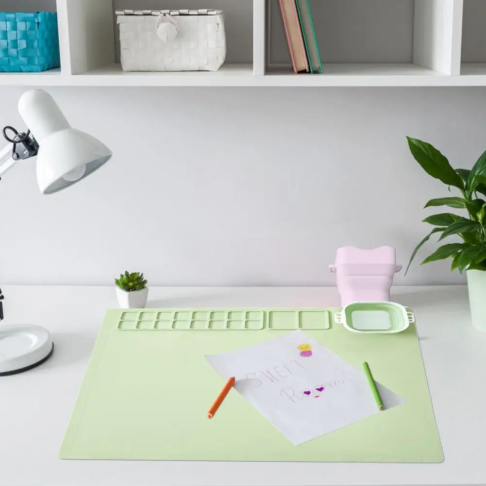 طقم سجادة طلاء سيليكون مع مريلة أكواب وأكمام فرشاة للأطفال ، سطح عمل حرفي ، حصيرة سيليكون ، لوحة إبداعية