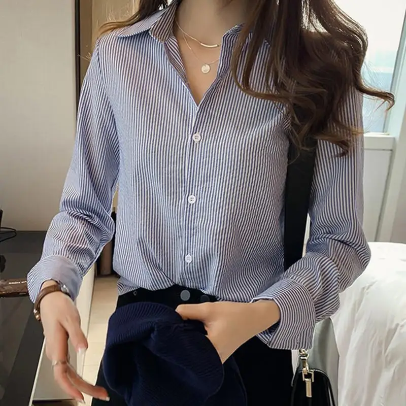 Office Lady Turn-down Collar Button Straight Loose Long Sleeved Fashion Shirts Spring Autumn Blouses Wild Women\'s Clothing 2022