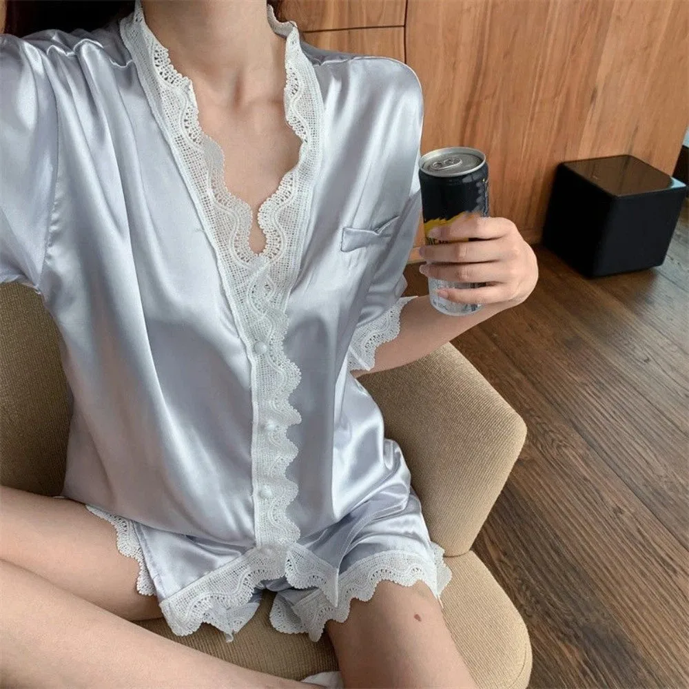 

Homewear Ice Silk Lace Pajama Suit Short-sleeve V Neck Sweet Short Pajamas Loose Women Sleepwear Two Pieces Sleepwear Sets Gifts