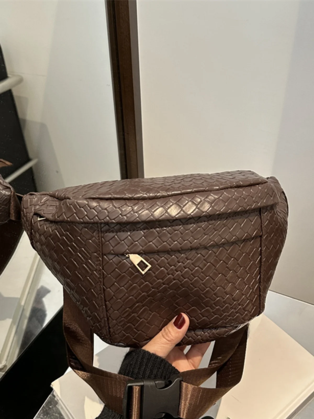 bolsa-de-cintura-e-peito-sex-com-padrao-trancado-retro-design-de-pequena-producao-sensacao-de-alta-qualidade-casual-e