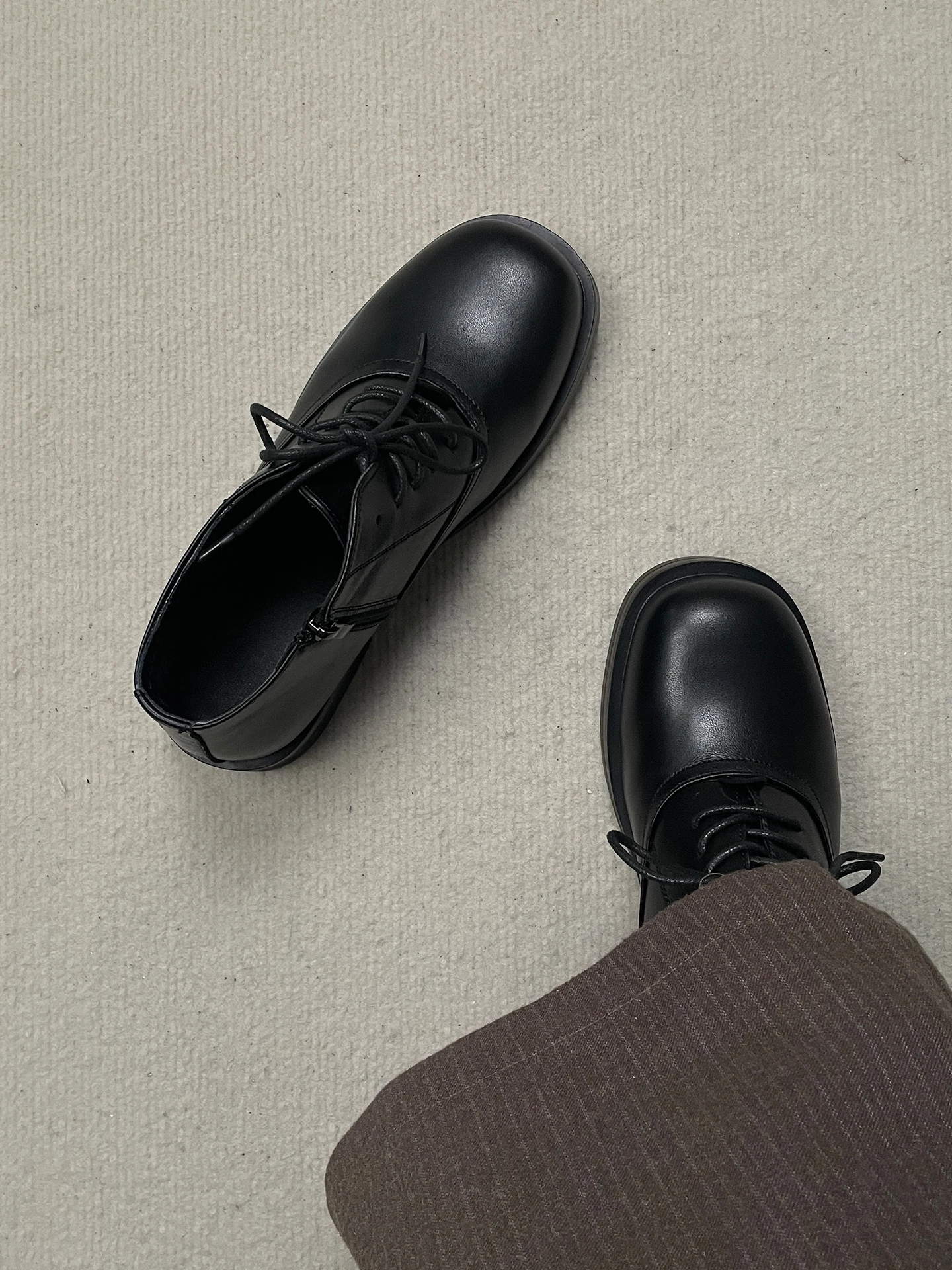 

Men's Boots Chelsea Thick Bottom Heightening Business Casual Leather Shoes round Toe Mid-Calf Rubber Outsole