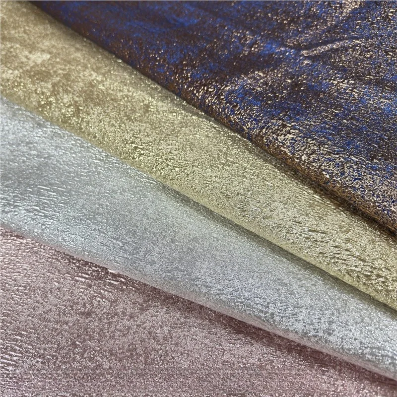 

Fashionable gold and silver embossed jacquard fabric firm large swing puffed skirt wedding dress