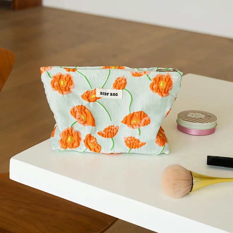 Women\'s Makeup Bag Yellow Flowers Large Capacity Canvas Bula Chain Design Cosmetic Storage Bag Portable Toiletry Bag Clutch Bag