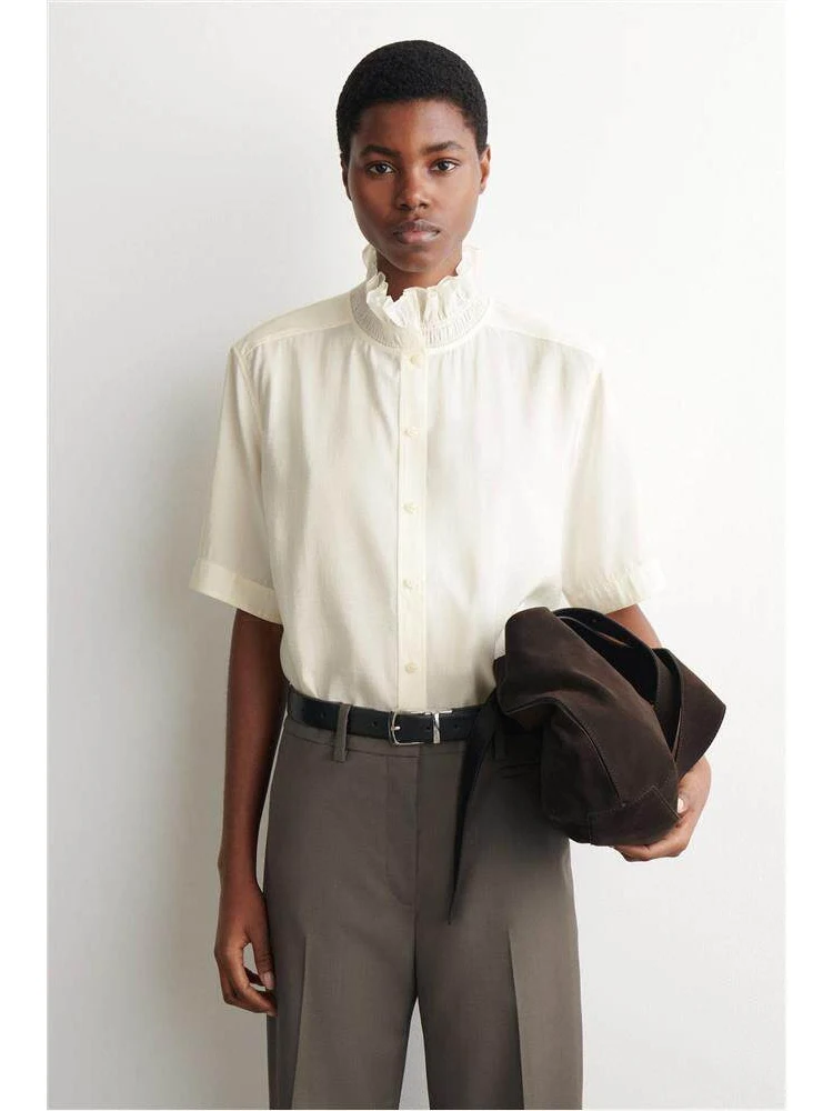 

Spring Women's Simple Style Standard Version Pleated Collar Short Sleeve Single Row Multi-Buckle Top Polyester Fiber Shirt