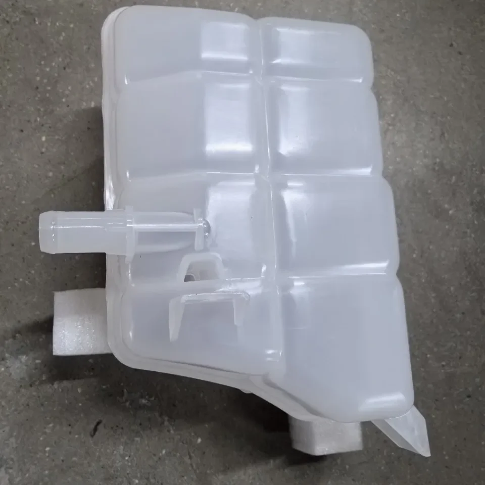 AB398K089AA Coolant Expansion Tank for Ford Ranger 2012 Mazda  AB398K218AA BE8Z8100A Radiators Parts