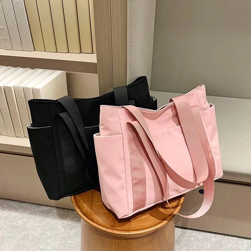 

2024 New Women's Bag Japanese Solid Color Tote Bag Shoulder Bag Casual Simple Mommy Outing Bag Canvas Handbag