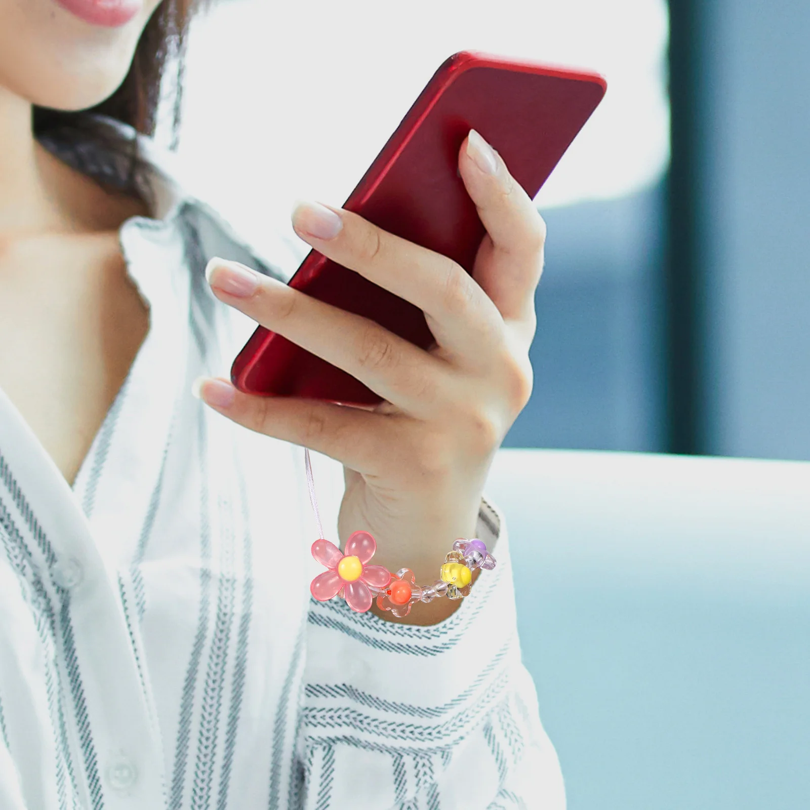 

7Pcs Phone Charms Beaded Flower Design Resin Wrist Strap for Women Girls Fashion Colorful Phone Chain Lanyard Accessory