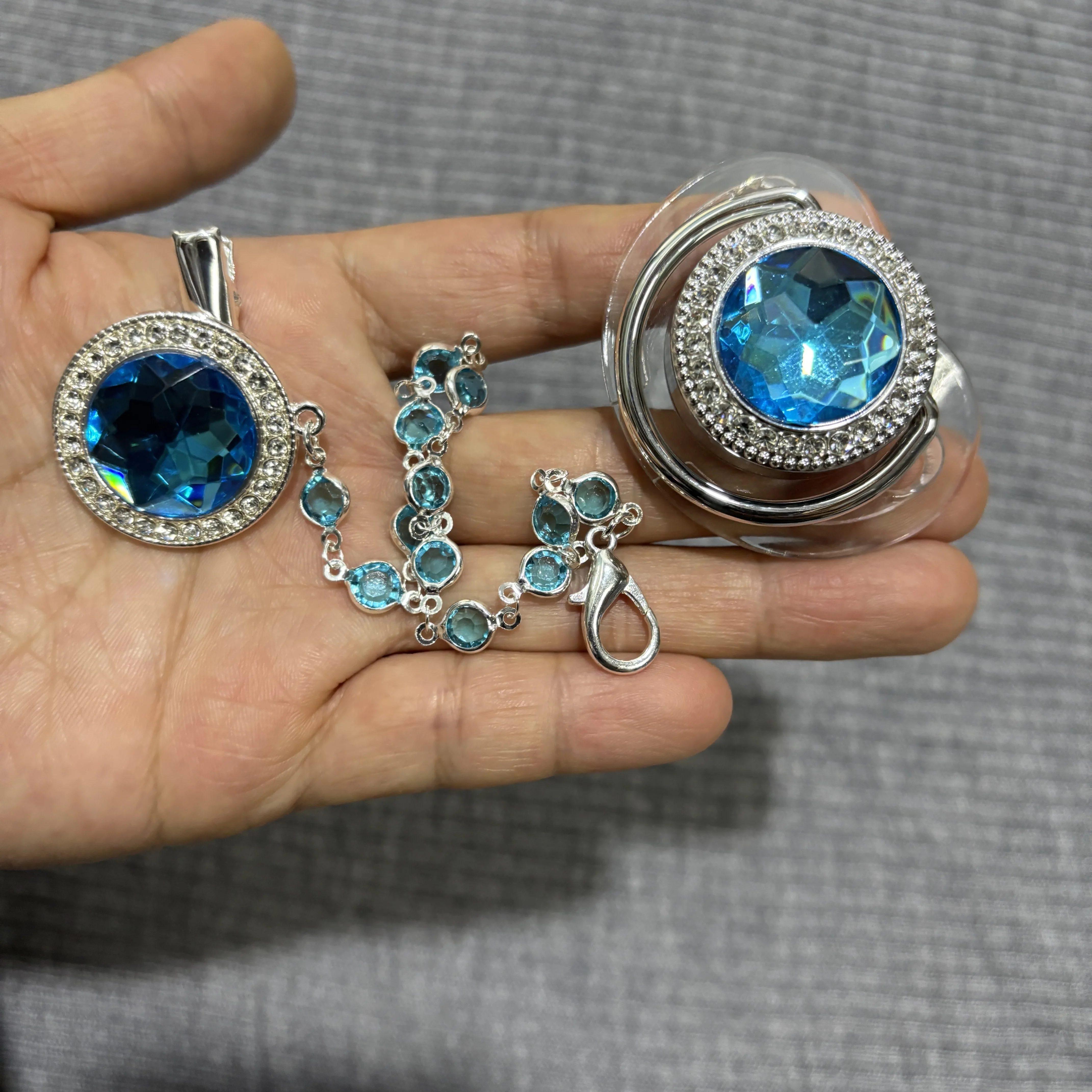 

Оптовый набор держателей для детских пустышек - серебряный жемчужный кулон + хрустальная цепочка, держатель для сосок для новорожденных девочек