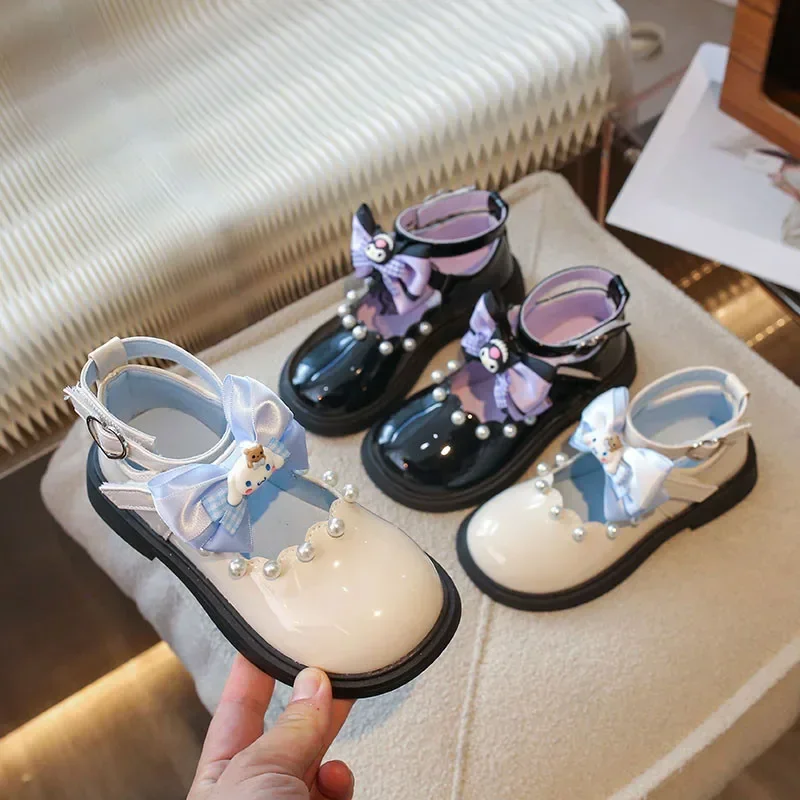

Girls Kuromi Casual Shoes Princess T-Strap Kids Cartoon Sanrio Leather Shoes for Party Wedding Children School Performance Flats