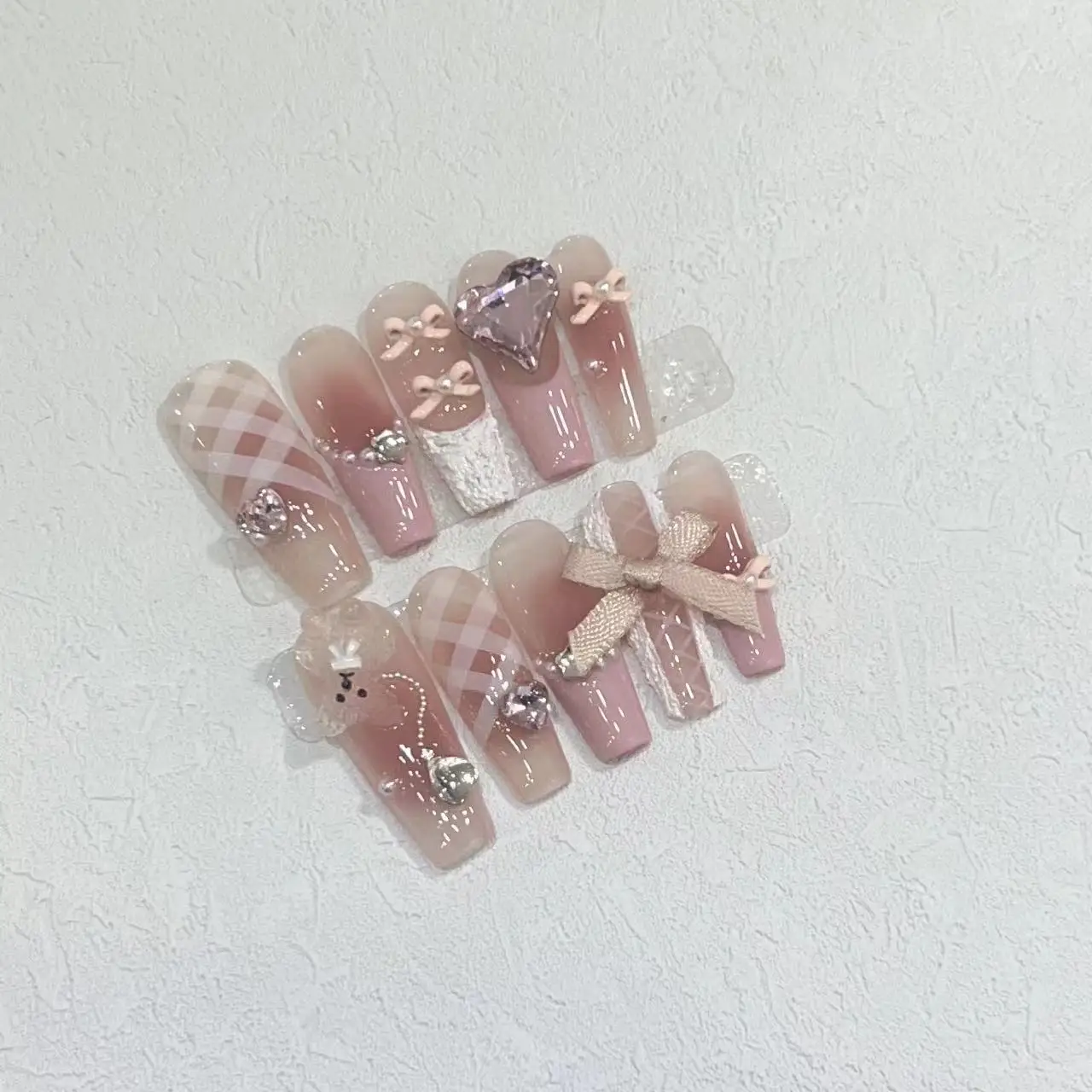 [لقطة حقيقية] أظافر نقية يتم ارتداؤها يدويًا، جبس لفن أظافر الدب المتقدم، رقعة فنية أظافر فرنسية عالية التقنية قابلة للإزالة