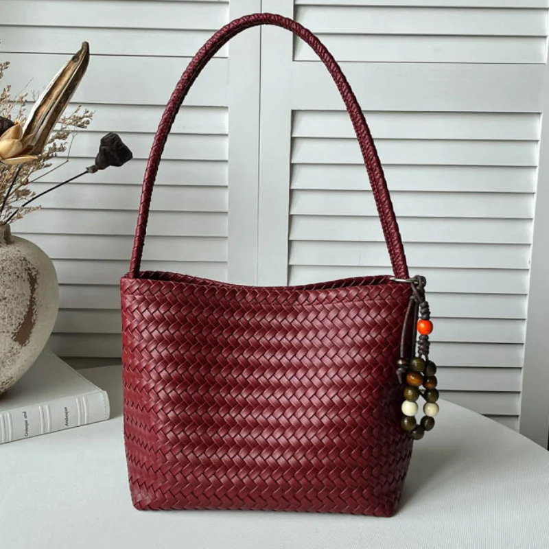 High-end Light Luxury Woven Shoulder Bag Solid Color Simple Large Capacity Bucket Handbag Fashion Elegant Shopping Basket Bags