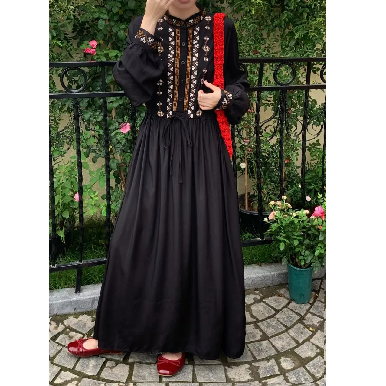 Retro Etniczny Styl, Ciężki Haft, Długi Letni Krój, Cienka Mieszanka Bawełny, Sukienka typu Lantern, Maxi, Idealna na Wakacje