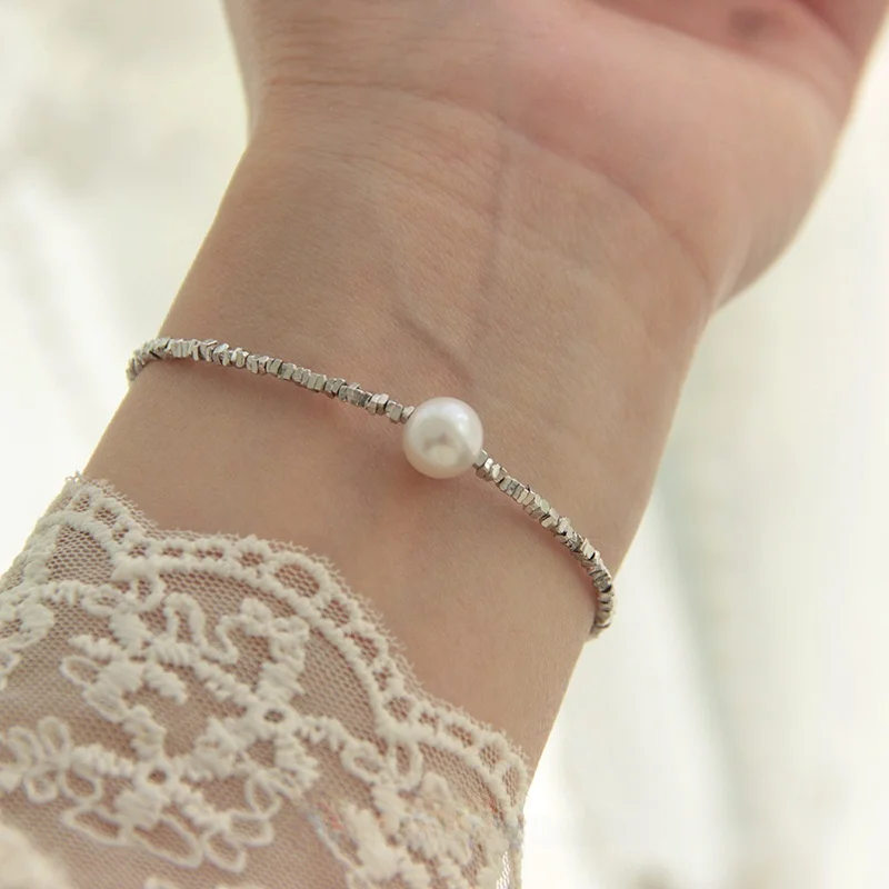 pulsera-de-perlas-de-plata-de-ley-s925-natural-redondez-casi-perfecta-pequenos-defectos-bajo-luz-intensa-diseno-original