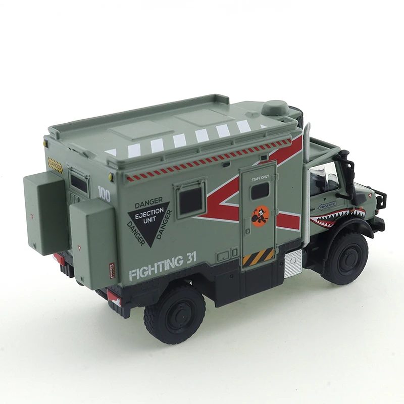 XCarToys 1/64 ARMADDILLO chenille Unimog U4000 voiture alliage véhicule à moteur moulé sous pression en métal modèle enfants cadeau de noël jouets pour garçons