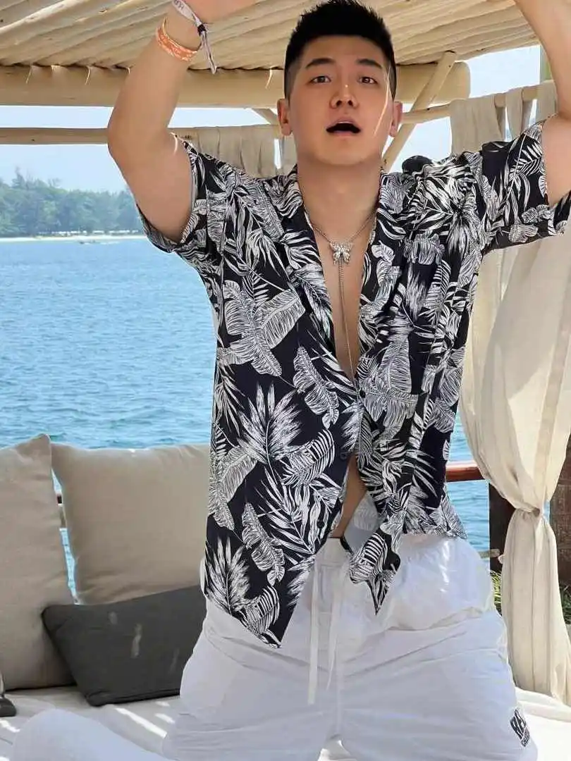 

Cuba Collar f Sve Ice Silk Summer irt Thin Outerwear for Men Beach Sle Floral Print Loose Fit Youthful Trendy