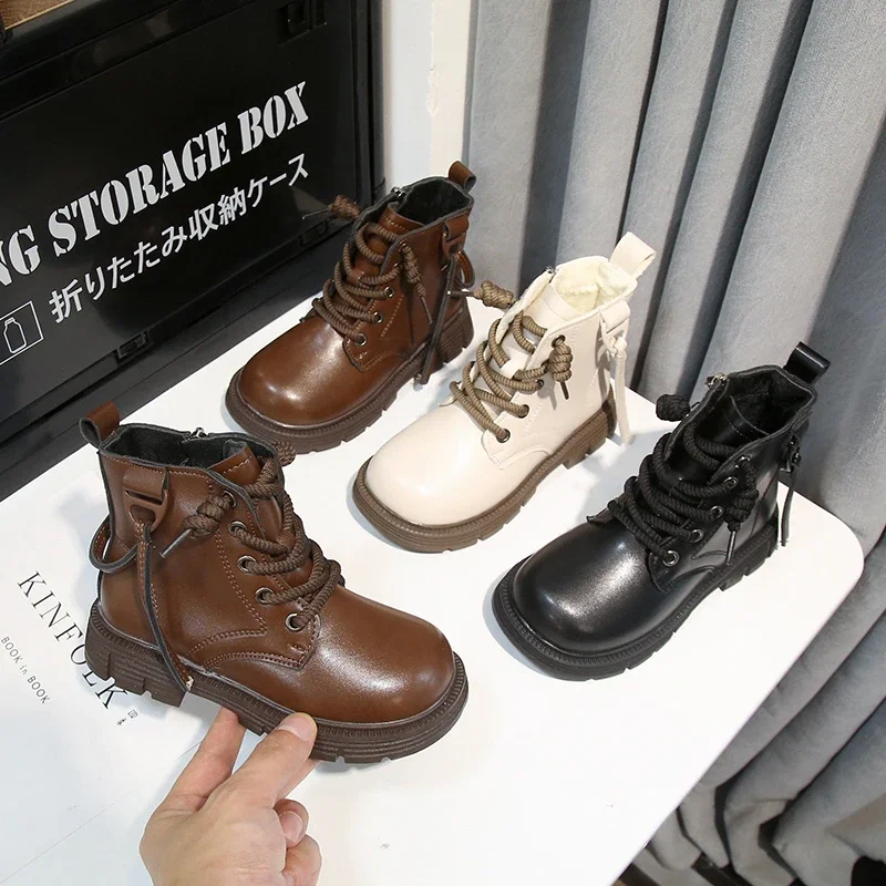 

Детские кожаные ботинки, однотонные универсальные детские полусапожки с круглым носком, 2026, новые повседневные ботинки для девочек, модные корейские стильные ботинки