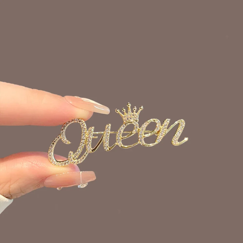 Silver Color Queen Letter Inlaid Rhinestone Brooches for Women Simple Charm Casual Pins Dress Wedding Gifts