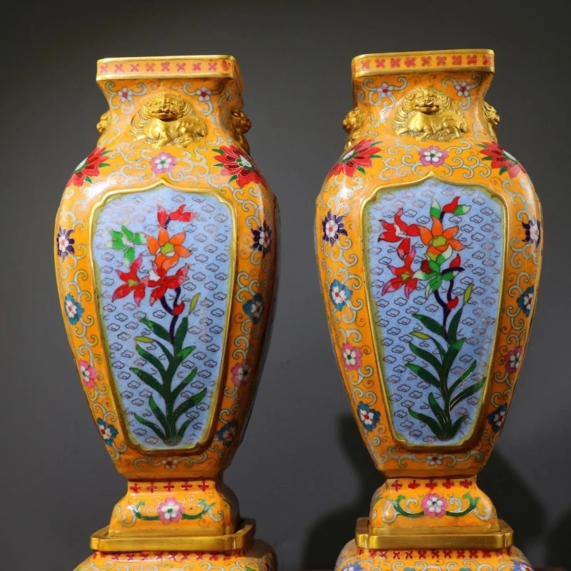 

Four-legged two-body auspicious beast four-sided bottle copper all-handmade filigree enamel ornament