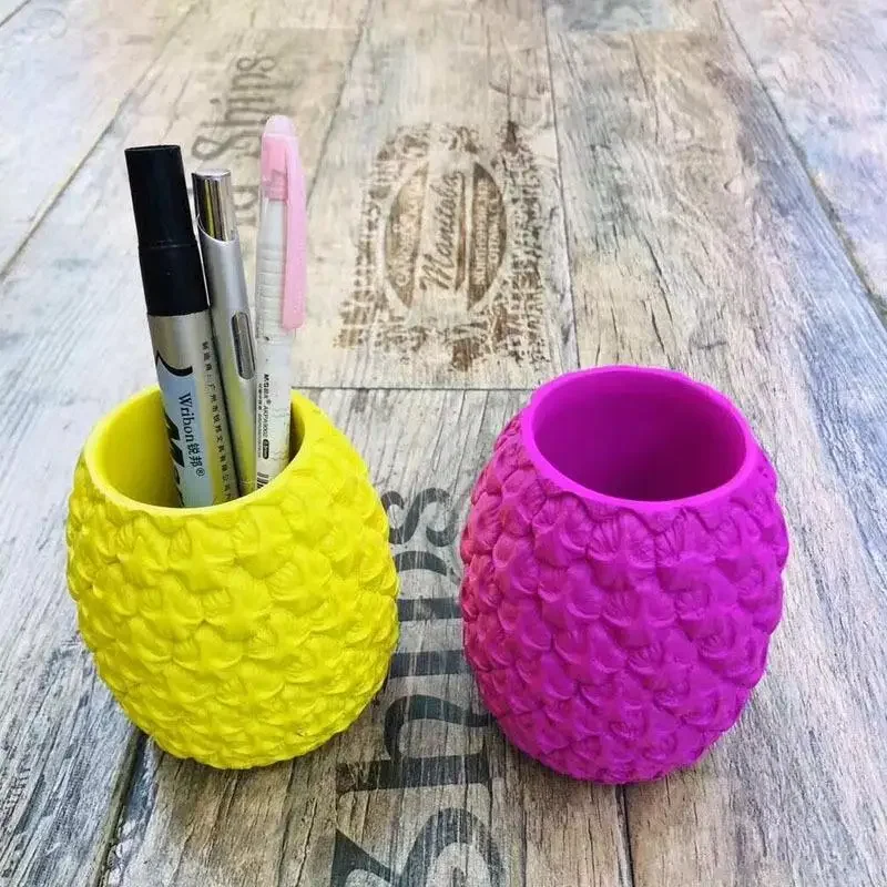

Pineapple fruit shape pen container resin simulation Creative handicraft receive