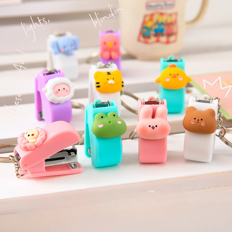 1pcs Mini Book Binding Device with Keychain Cute Cartoon Mini Stapler Student Office Prize