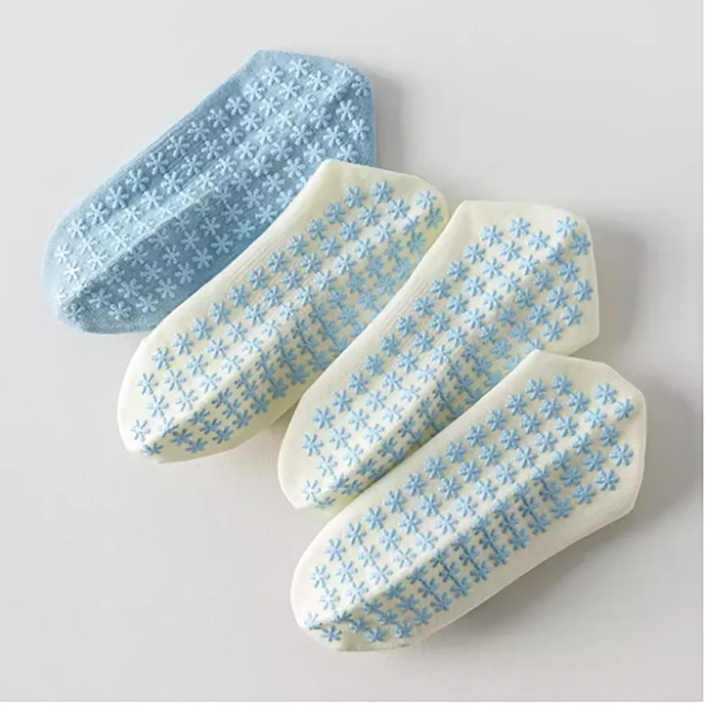 Light Blue Series Wave Edge Stripe Pattern Women's Yoga Socks Pilates Yoga Anti Slip Exercise Yoga Socks Fashion Versatile Socks
