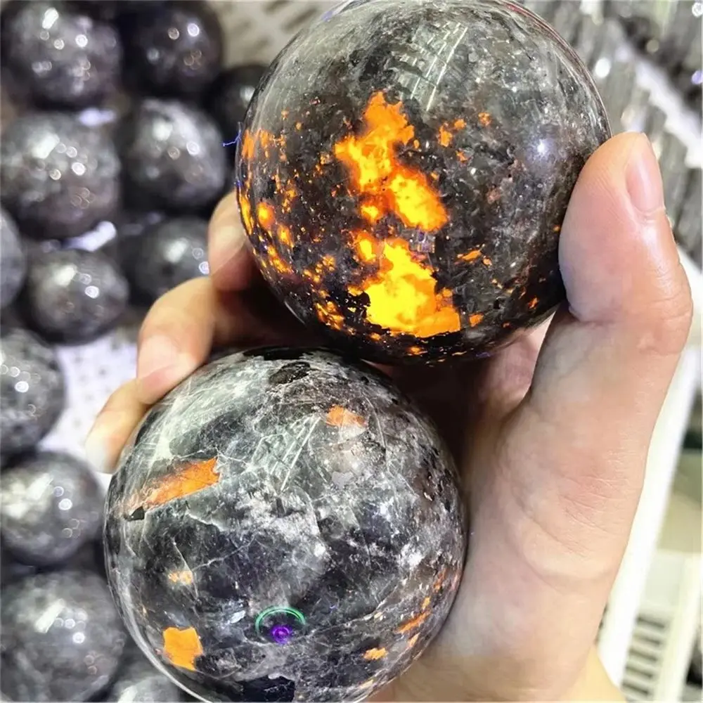 Natural Flame Stone Sodalite Glittery Healing Quartz Crystal Ball for Decoration Gemstones Gifts