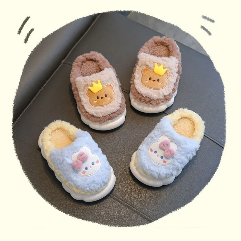 Nowe zimowe kapcie pluszowe dla dzieci Cute Cartoon Bear Bunny Non-Slip Soft Sole Warm Indoor Slides Girls Boys House Cotton Shoes 2-10Y