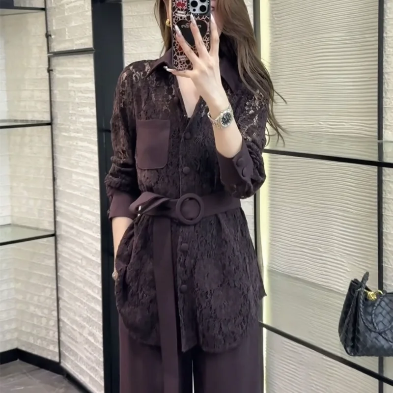 

Autumn New Fashionable Versatile Lapel Single-breasted Design High-end Lace Splicing Shirt Top
