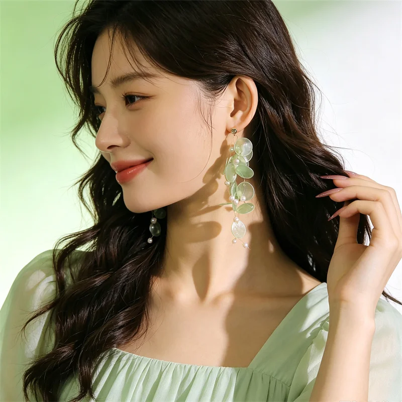 Original Design Freshwater Pearl Green Shell Fishing Line Earrings Elegant Jewelry for Women Long Drop Earrings Fashion Jewelry