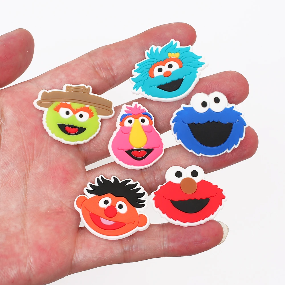 16-100 Stück Bestseller Cartoon-Kekse Gelber Vogel Monster-Serie PVC-Schuhzubehör Abnehmbare DIY Kreative Schuhdekorationen – Detail 7