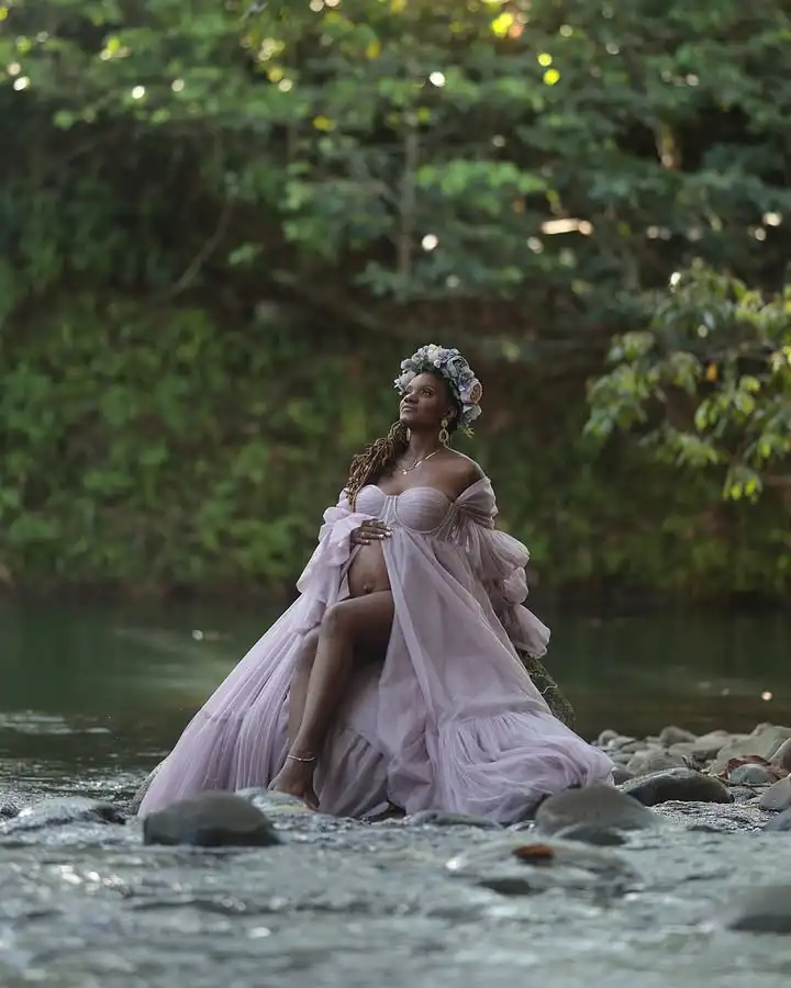 قبالة الكتف كم طويل ألف خط Gravida التصوير فساتين الجبهة الشق الضوء الأرجواني فستان الأمومة لاستحمام الطفل مخصص