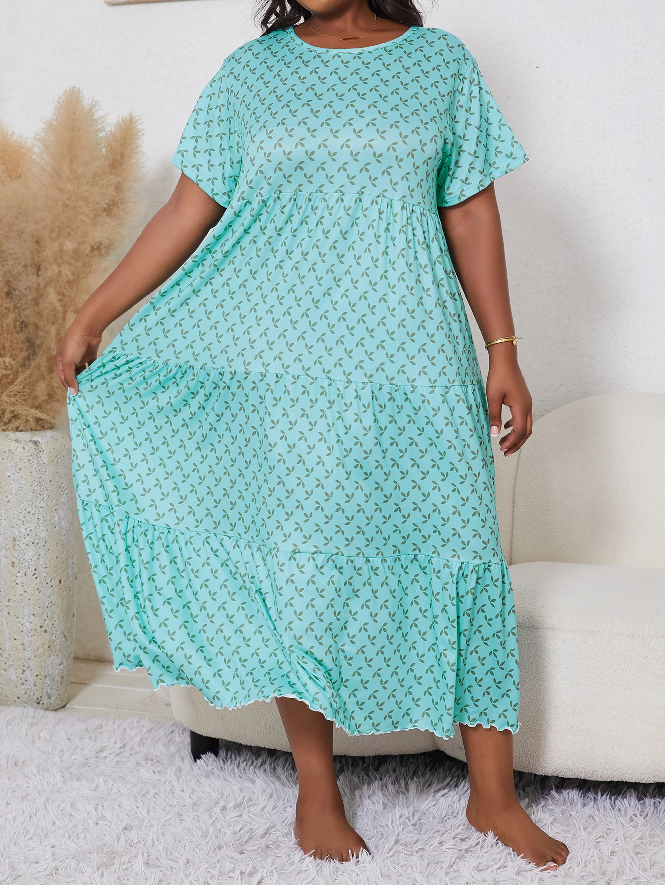 Summer fresh and cute printed short sleeved long oversized women\'s pajamas pajamas and home clothes