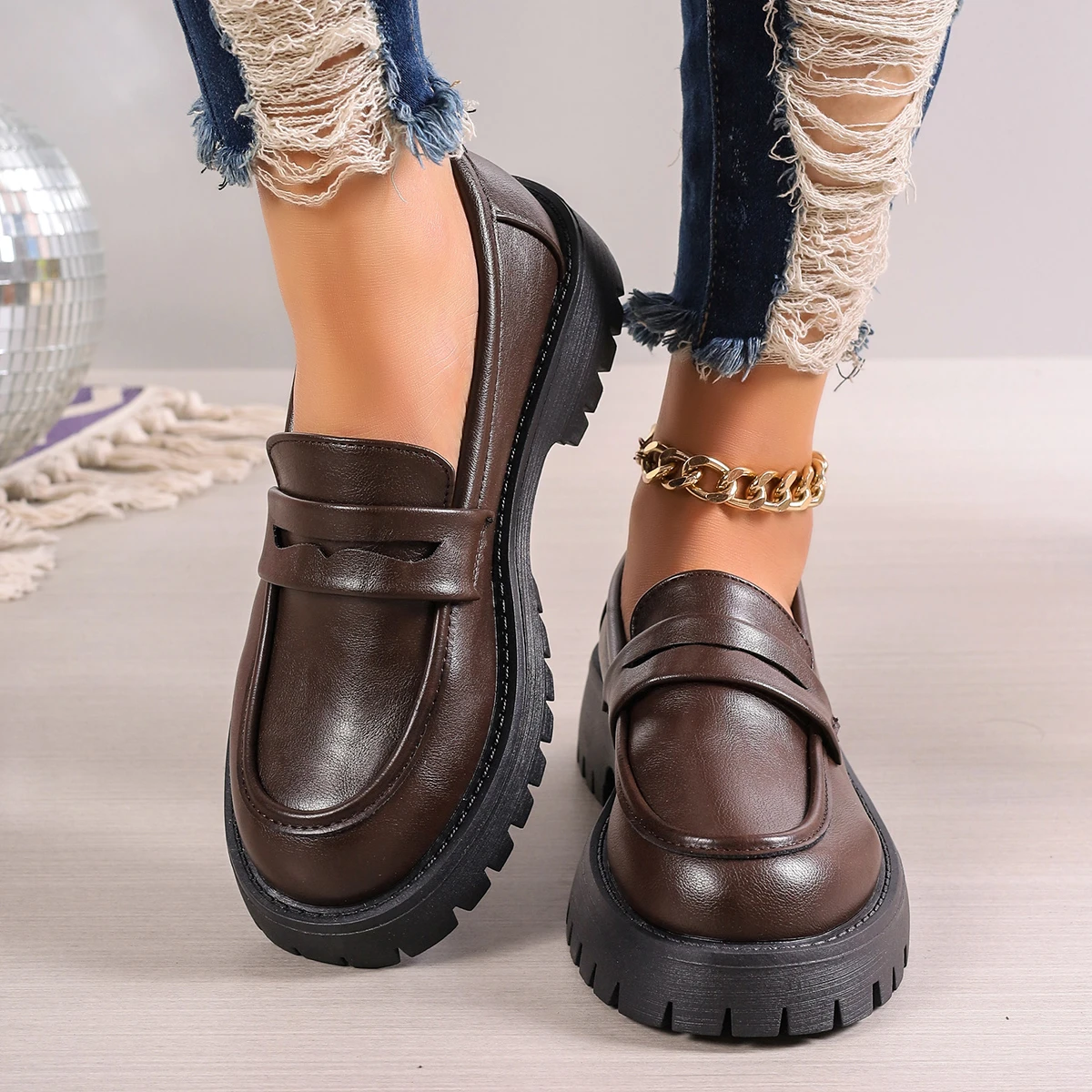 Casual Platform Loafers Woman 2024 British Style Black Brown PU Leather Shoes for Women Comfort Slip On Flats Plus Size