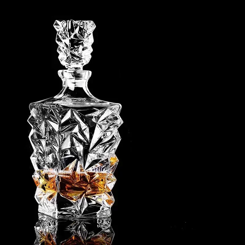 Whiskey Decanter for Liquor Scotch Bourbon, Crystal Glass, Lead-Free, Alcohol Bottle, Barware