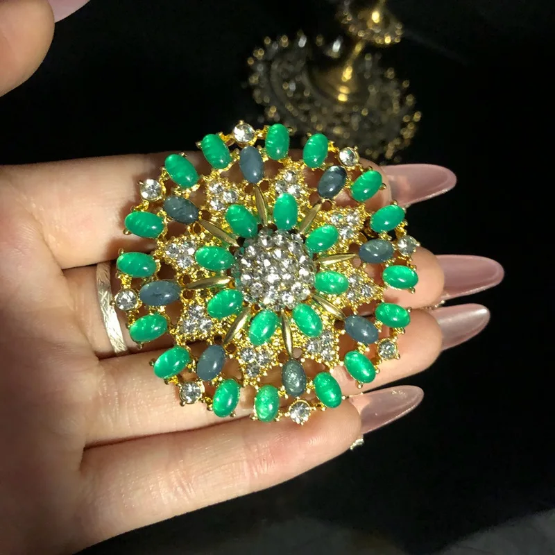 retro brooch gold-plated hollowed-out jelly resin ROUNDBROOCH gemstone brooch pin