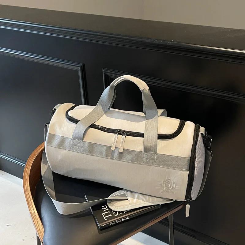 حقائب السفر، حقائب السباحة، حقيبة الصالة الرياضية، حقائب الظهر للياقة البدنية، حقيبة نسائية، حقيبة الكتف، حقائب اليد، حقيبة المدرب، حقيبة الترفيه الموضة