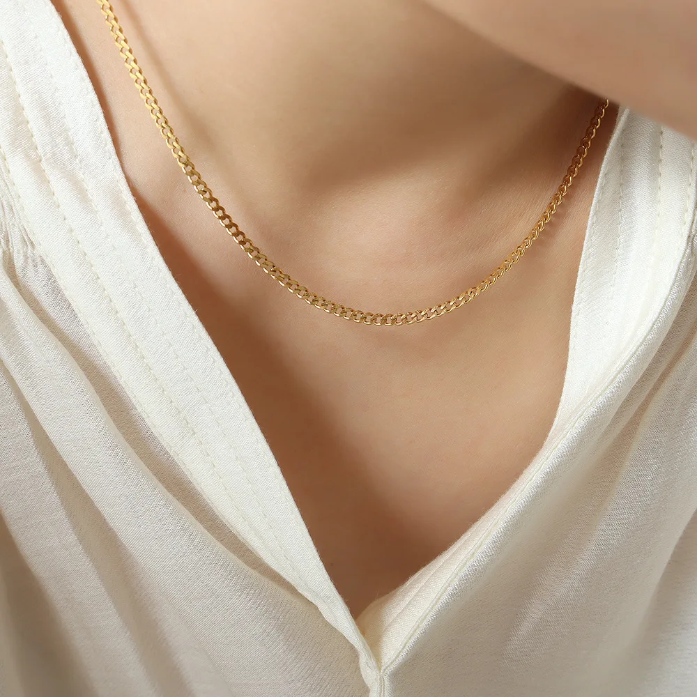 Minimalist Cuban Chain Necklace 18K Gold Plated Stainless Steel Link Chain for Women