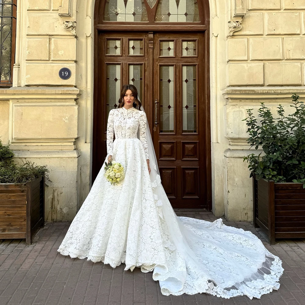 

Vintage Lace Wedding Dress High Neck Long Sleeve A-Line Bride Dress Button Sweep Train Bridal Gown Customized vestidos de novia