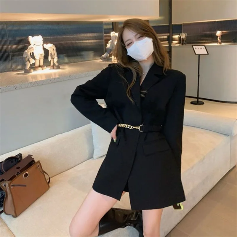 Ontwerpblazers met splitmouwen Dames Single Breasted Casual losse mode Vrouwelijke jassen 2025, lente nieuw ontwerp