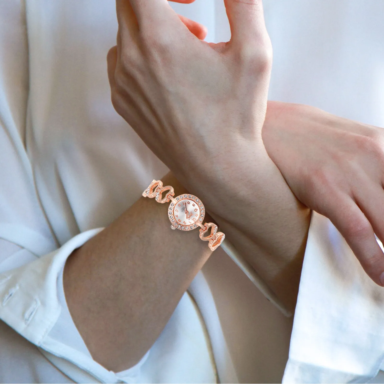 

Изящные женские кварцевые часы с бриллиантовым сердцем, покрытые розовым золотом, стильный подарок для нее на особый случай