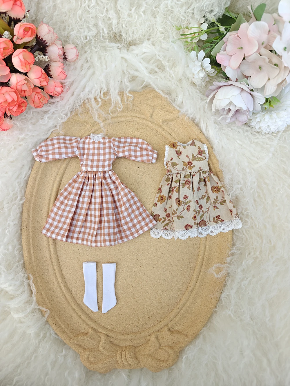 

Blythe doll Clothes Cute Vintage checkered floral dress set Clothes for Ymy Licca Azones Ob22 24 27 YMY Doll Accessories